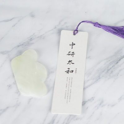 Irregular Green Jade Gua Sha Alat Pijat Ergonomis Dirancang Tubuh Dan Wajah Guasha